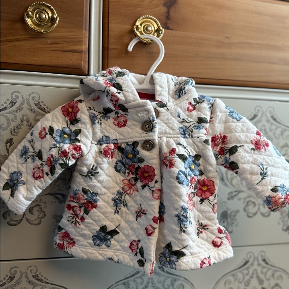 💥4/$20💥 💕🌸🩵 Carter's Quilted Floral Baby Girl’s Jacket Size 3 Months